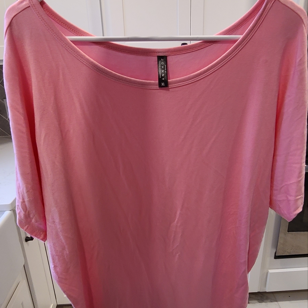 Pretty in pink tee